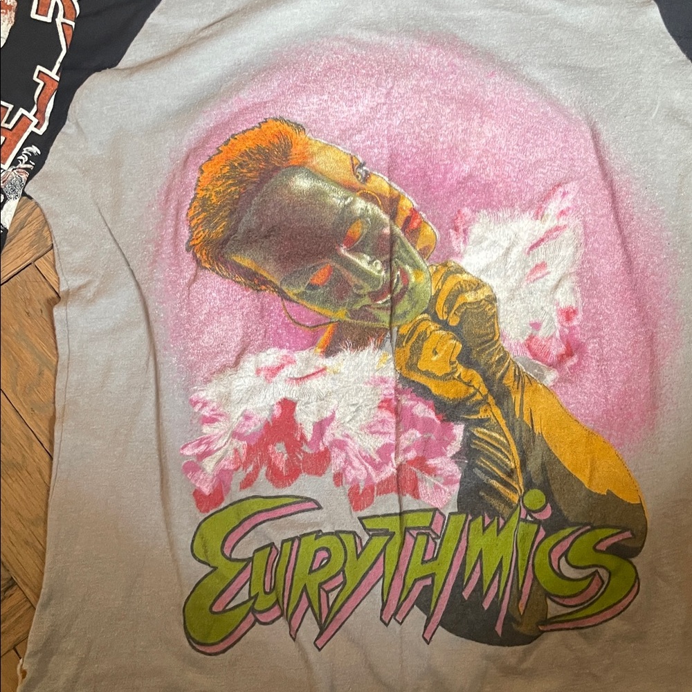 Vintage Eurythmics Graphic Tee - Black and Gray 1984 authentic size M runs small